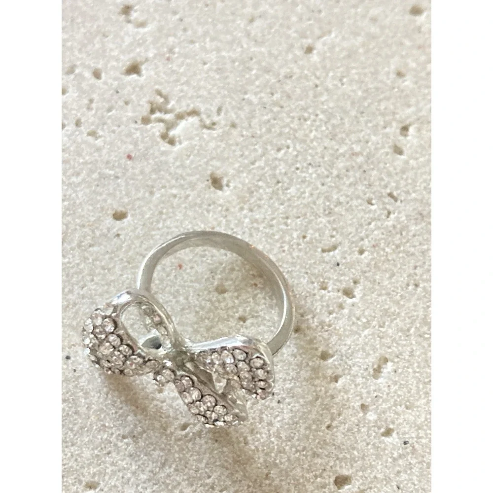 Silver Tone Bow‎ Ring Clear Rhinestone Pave Fashion Ring Feminine Statement